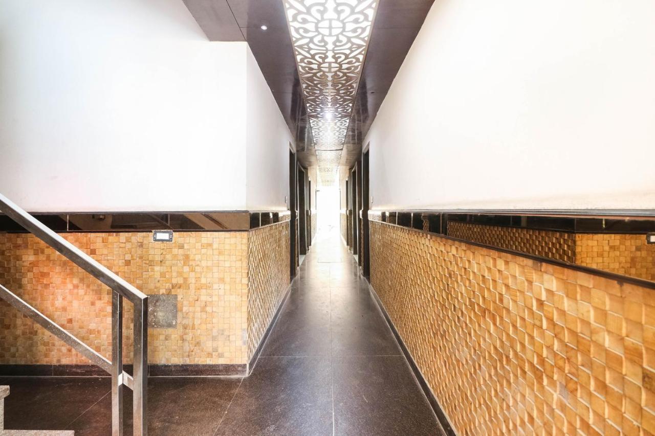 Spot On Hotel Grace Near Star Mall Gurgaon Esterno foto